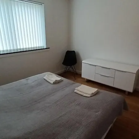 Apartamento Cozy Close To The Station & Center