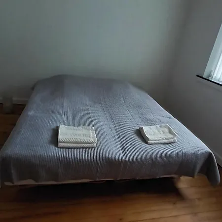 Apartamento Cozy Close To The Station & Center